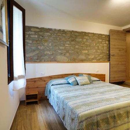 Ca Mandarein Bed and Breakfast Quattro Castella Buitenkant foto