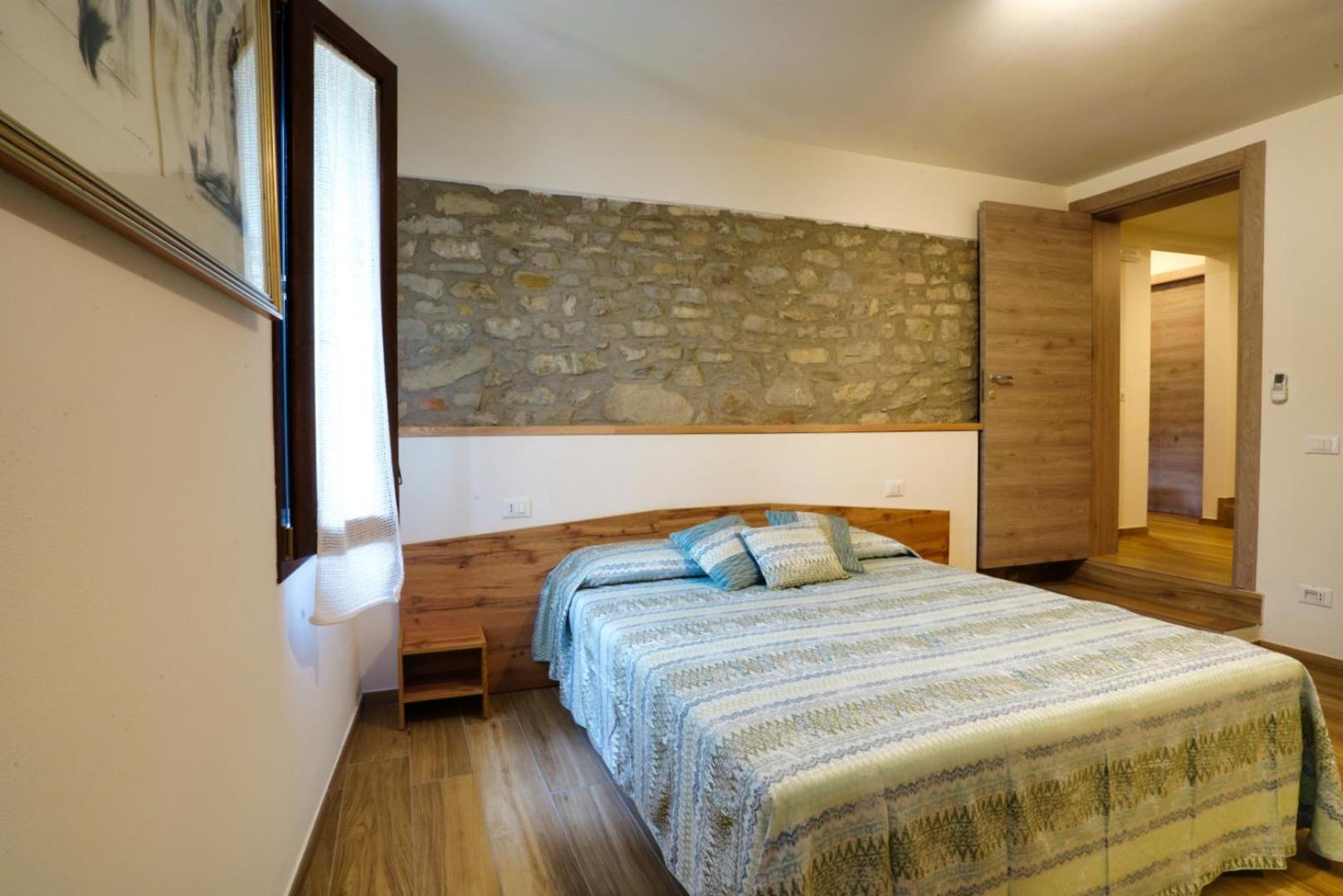 Ca Mandarein Bed and Breakfast Quattro Castella Buitenkant foto